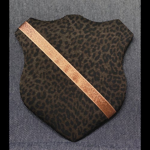 Märkestavla för simmärken/smycken leopard brun/ brons