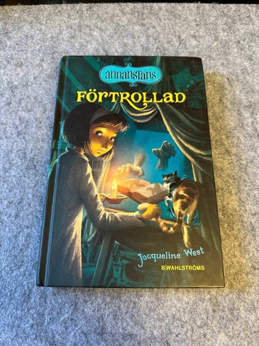 Jacqueline West - Förtrollad