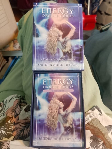 Energy Oracle Cards av Sandra Anne Taylor