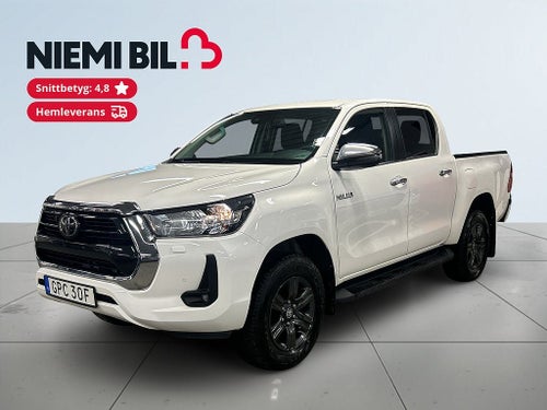 Toyota Hilux Dubbelhytt 2.4 AWD Hero Drag/Kamera/M-Värmare/S&V-Däck