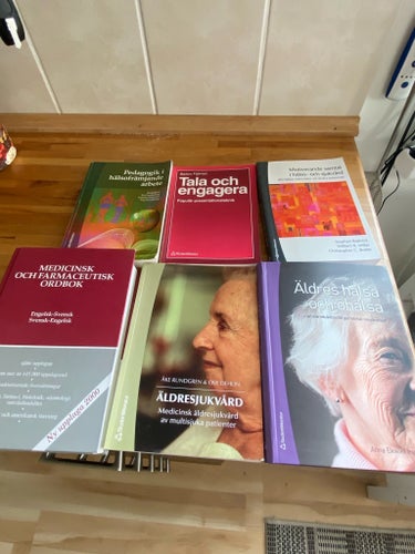Medicinsk och Farmaceutisk Ordbok, sjätte upplagan