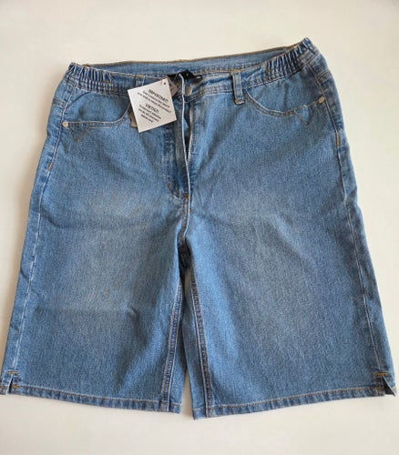 H.I.S blåa shorts, storlek 40
