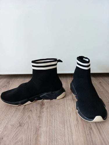 Bata svarta strump sneakers gympaskor storlek 38