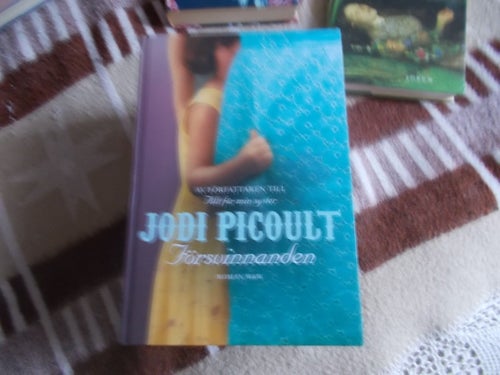 INBUNDEN BOK JODI PICOULT AV FÖRFATTAREN TILL ALLT FÖR MIN SYSTER FÖRSVINNADEN