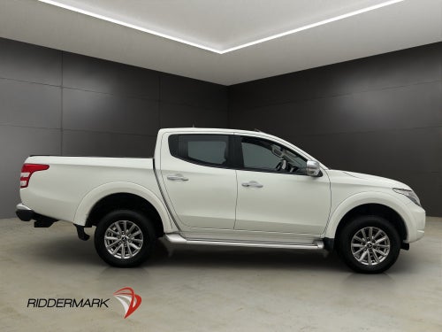 Mitsubishi L200 181hk 4WD Dragkrok B-Kamera Farthållare Moms