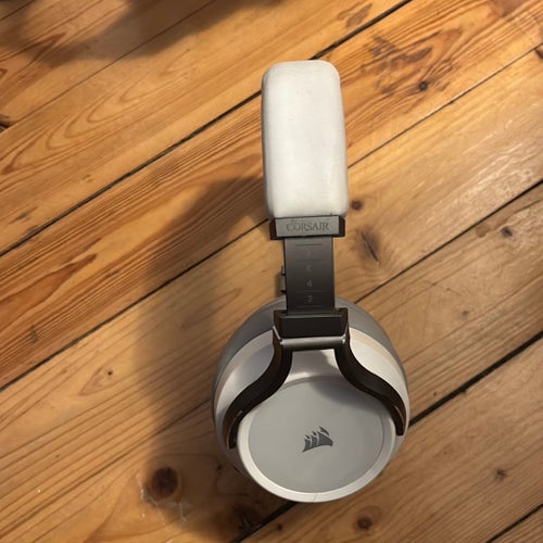 Corsair HS80 RGB Wireless Gaming Headset