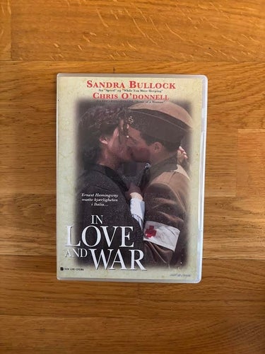 In love and war - Svensk text - Fint skick - UTGÅTT - Sandra Bullock