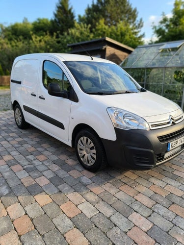 Citroen Berlingo 1.6 HDi (2015) – Endast 7092 mil! Drag & Backkamera – KÖP NU