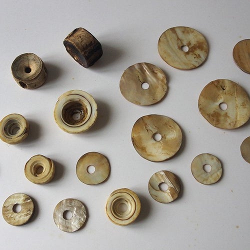 20 st primitiva betalningsmedel 29-51 mm från Papua Nya Guinea