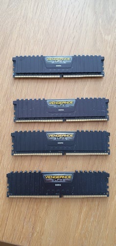 Corsair Vengeance LPX DDR4 RAM