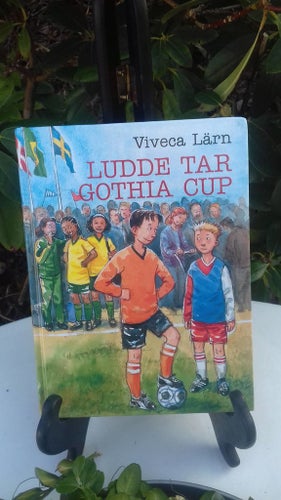 Ludde tar Gothia Cup barnbok Viveka Lärn 2003 utmärkt skick