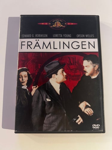Främlingen - Svensk Text