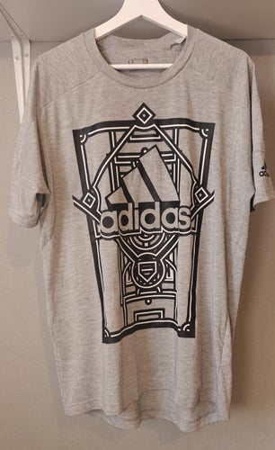 Adidas Funktionströja / Tränings-T-shirt med Tryck – Gråmellerad – Medium
