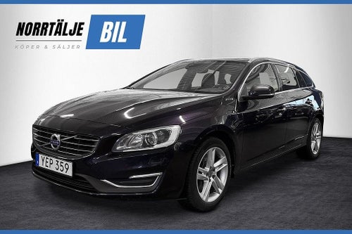 Volvo V60 D5 Plug-in Hybrid AWD POLESTAR 288HK KAMREM BYTT D-VÄRM