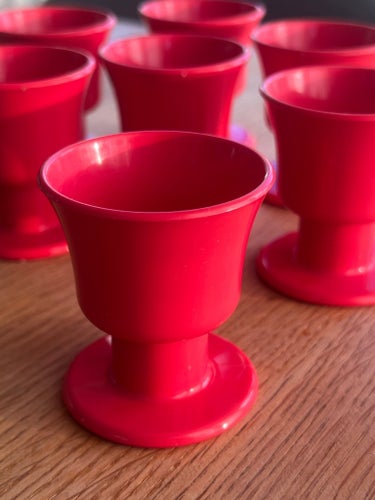 7 st Äggkoppar i plast,1970 talet Design Torse Spish, Plastteknik Göteborg