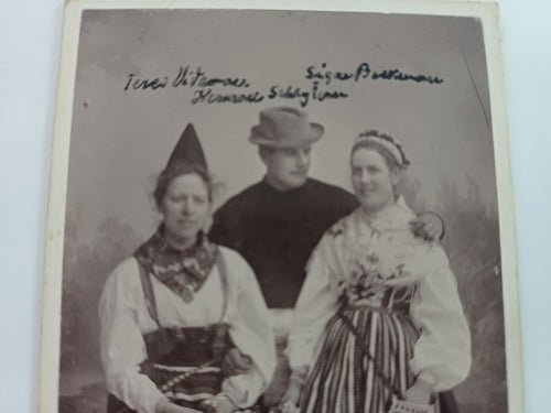 Antikt Foto, Leksand folkdräkter