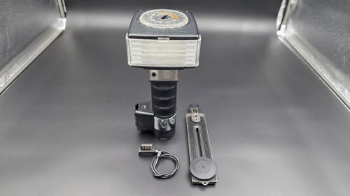 Metz Mecablitz 45 CT-5 kraftig stavblixt – den klassiska "press-blixten"