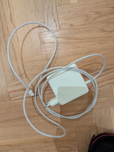 Apple Original 96W USB-C Laddare / Strömadapter (Model A2166) + Kabel