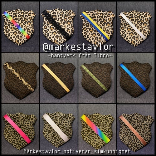 Märkestavla för simmärken/smycken leopard brun/ mörkblå satin