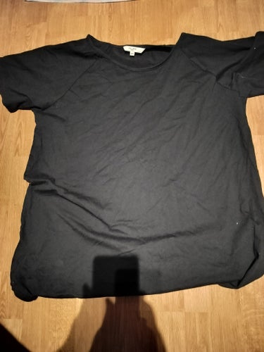 CELLBES svart t-shirt, storlek 46/48