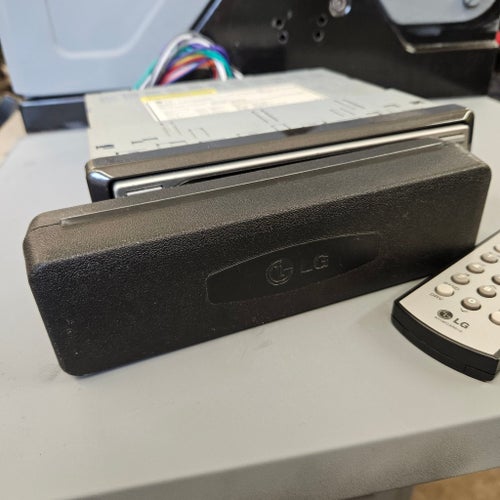 LG LAC-M6500R CD MP3-spelare bilstereo med fjärrkontroll