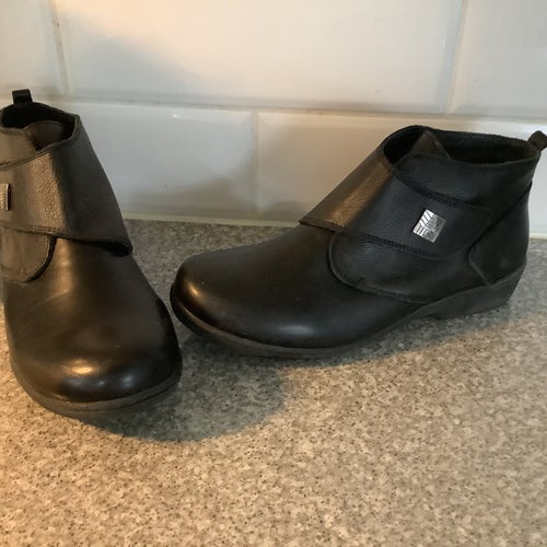 Embla Hälsoskor, Ankelboots, känga Boots Svart, Storlek 39 i nyskick