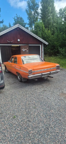 Dodge Dart custom - 69 4dr