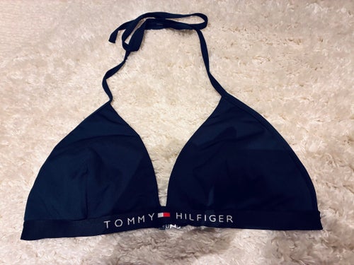 Tommy Hilfiger mörkblå bikiniöverdel, storlek XL