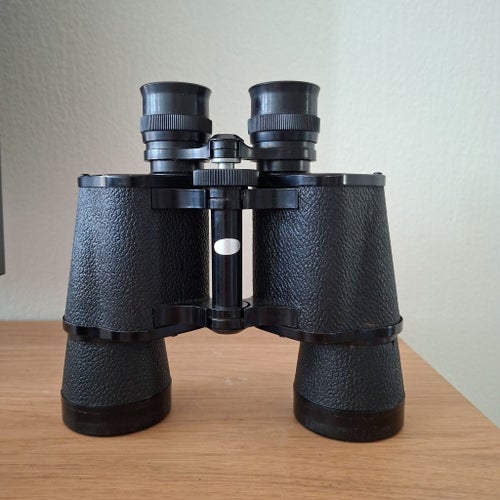 Väldigt bra kikare BRILLIANT 7X50 .