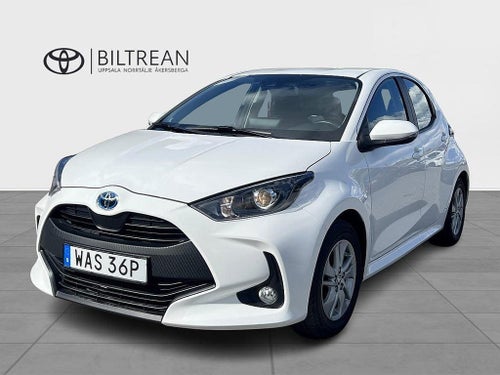 Toyota Yaris Hybrid 1.5 Active Komfortpaket Vinterhjul Ingår!