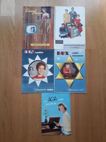 Försäljningsbroschyrer - Radio - Tv, Skivspelare