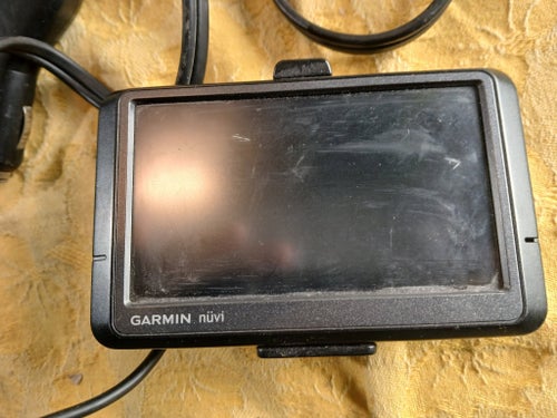 Garmin nüvi bil-GPS navigasjon – brukbar, eldre modell
