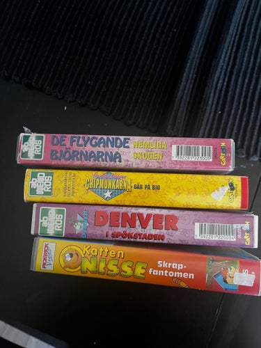 Barn VHS paket - Denver, de flygande björnarna, Nisse, Chipmunkarna
