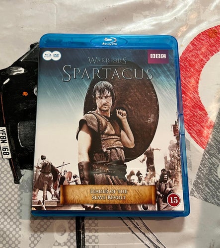 BBC WARRIORS - SPARTACUS. SVENSK UTGÅVA I MKT FINT SKICK!