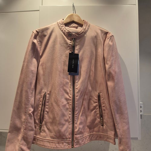 Zara Man rosa jacka, storlek M