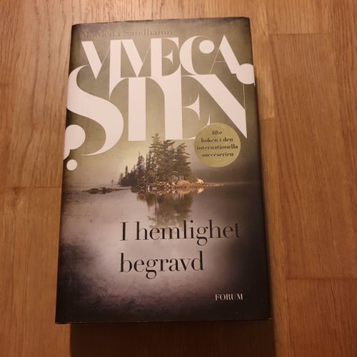 I hemlighet begravd av Viveca Sten, okänt publiceringsår