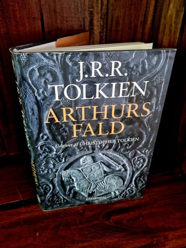 J.R.R. Tolkien, "Arthurs Fald"