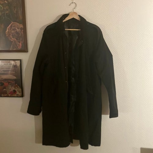 Svart trenchcoat storlek large