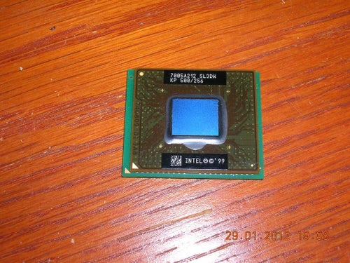 Intel  P3 500 Mhz 100Mhz buss 256Kb cash Mobil PGA2