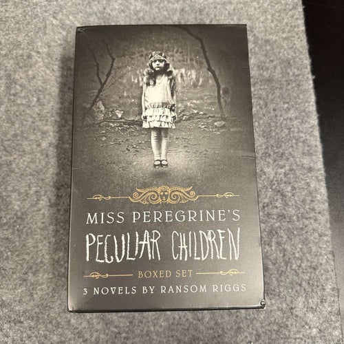 Ransom Riggs - Miss Peregrines peculiar children, Hollow City, Library of souls