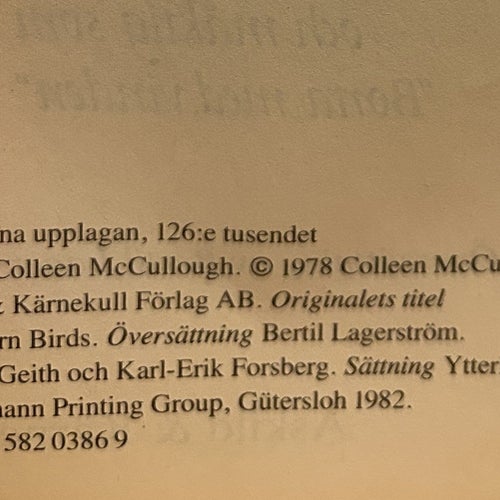 Törnfåglarna av Colleen McCullough. Bok. Very Fine plus