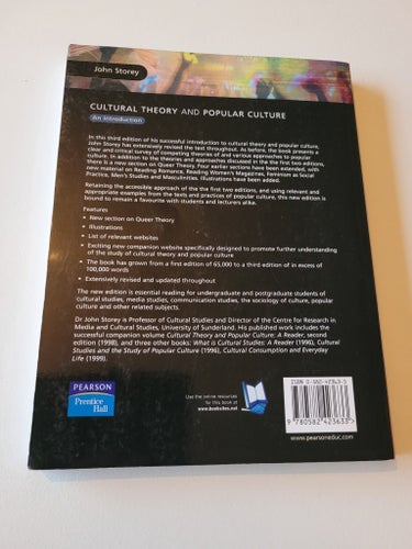 Cultural Theory and Popular Culture av John Storey, 2001