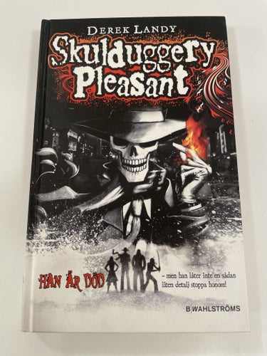 Skulduggery Pleasant | Derek Landy | Skulduggery Pleasant | Kartonnage