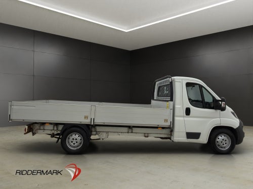 Peugeot Boxer 2.0HDi FLAKBIL Ny-Kamrem Värmare 3-Sits Moms