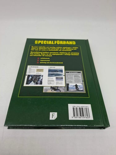 Specialförband - stridande elitstyrkor : deras hemliga vapen, taktik och teknik