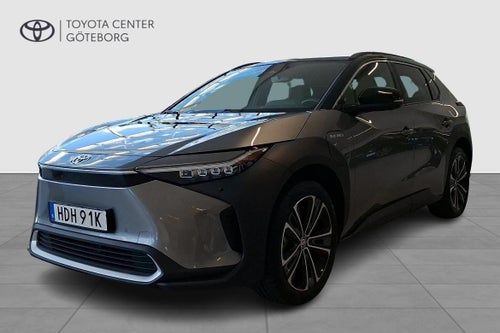 Toyota bZ4X 71,4 kWh AWD EXECUTIVE 20 ALUFÄLGAR PANORAMAGLASTAK BI-TONE