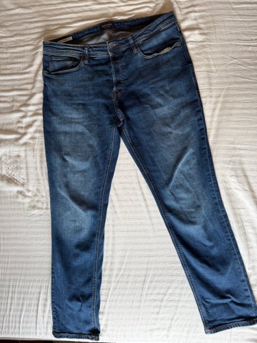 Jack & Jones blåa jeans, Slim Straight Tim storlek 34/32