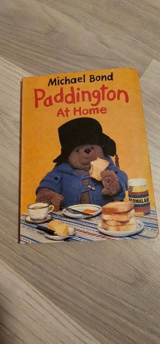 Paddington At Home - Michael Bond - 1980