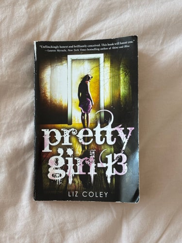 Pretty Girl-13 - Liz Coley,