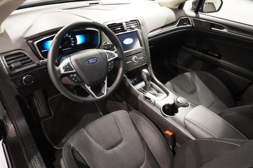 Ford Mondeo Titanium Hybrid 2.0 Drag